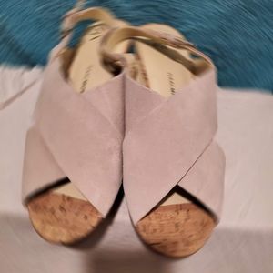 Isaacmirahilive! Leather wedges